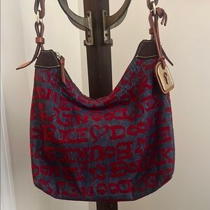 Dooney & Bourke Red and Blue Shoulder Bag with Elegant Design